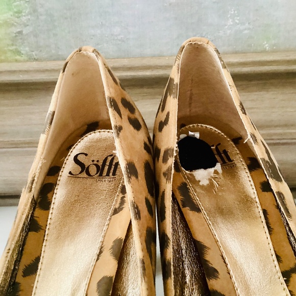 Sofft Size 9.5 M High Heel Pump Suede Leather Printed Leopard Peep Toe Rosette - Picture 12 of 15